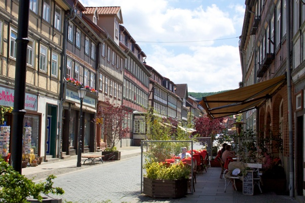 Blick von der Burgstrasse auf das Haus Nummer 19