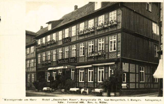 Historische Postkarte mit Bildunterschrift